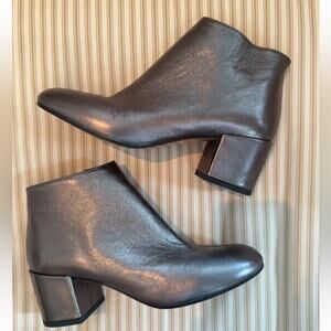 Bianca Di Silver Metallic Leather Ankle Booties